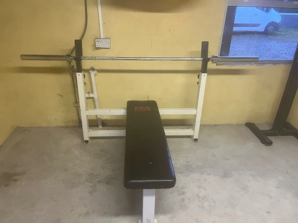 Bench press - Image 1
