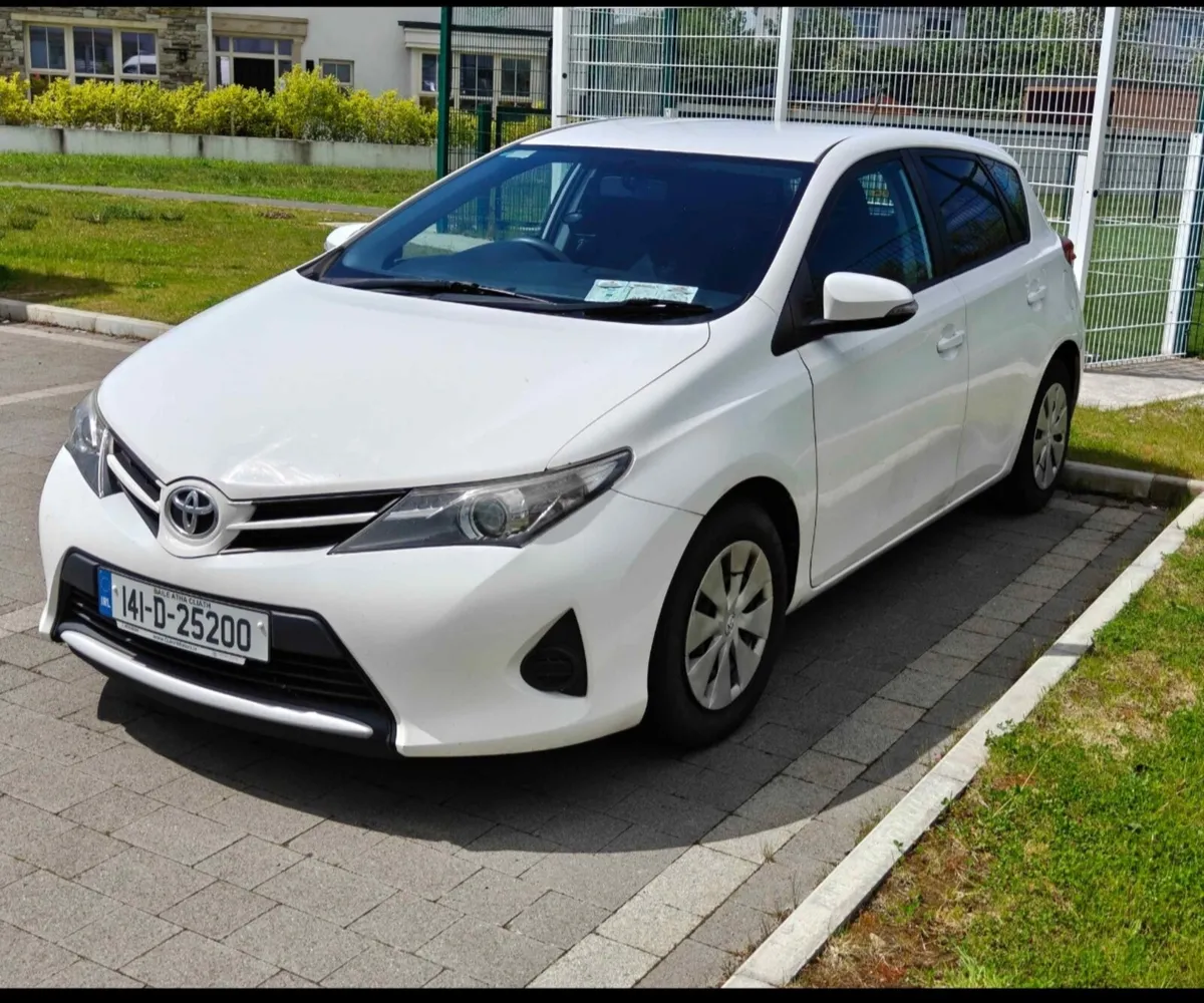 Toyota Auris 2014 two seater - Image 1