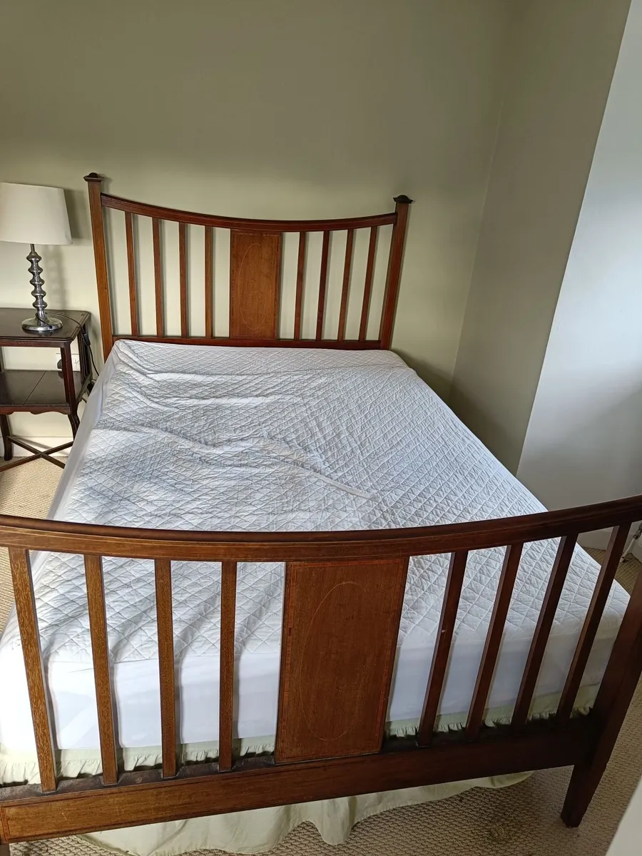 Antique Double bed - Image 1