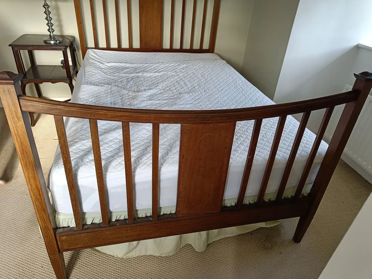 Antique Double bed - Image 3