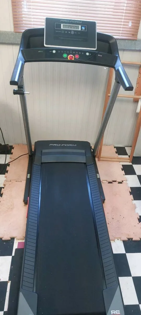 Treadmill - Image 1