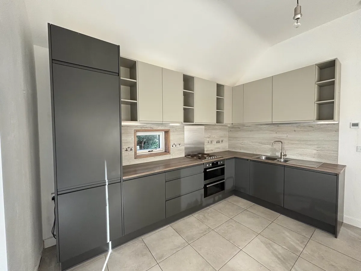 Anthracite and Stone Grey Kitchen and Appliances - Image 1