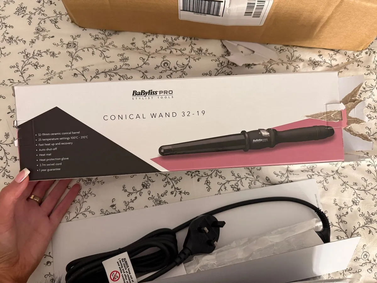 BaByliss pro conical curling wand 32-19mm black - Image 3