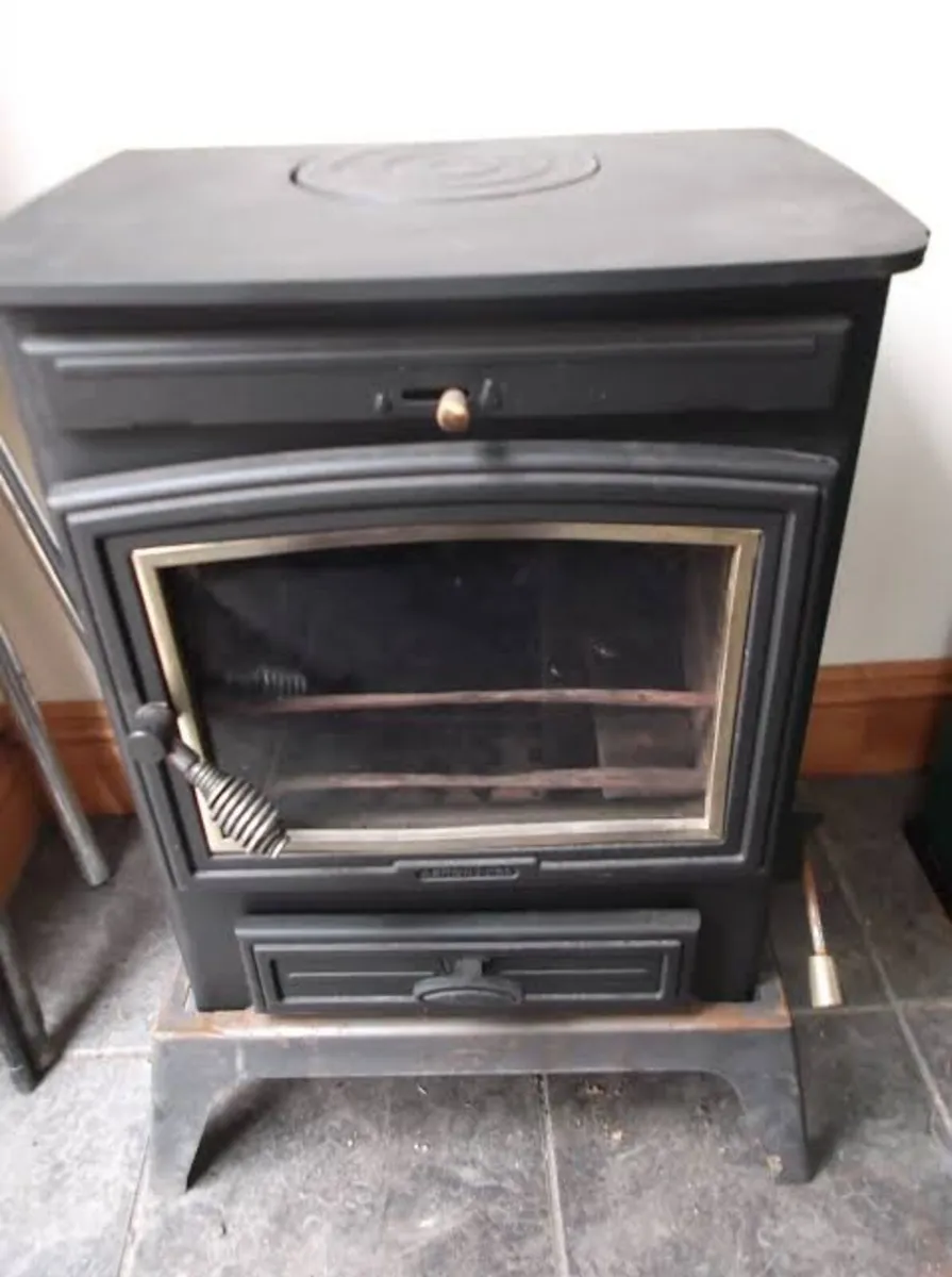 Aarrow stove