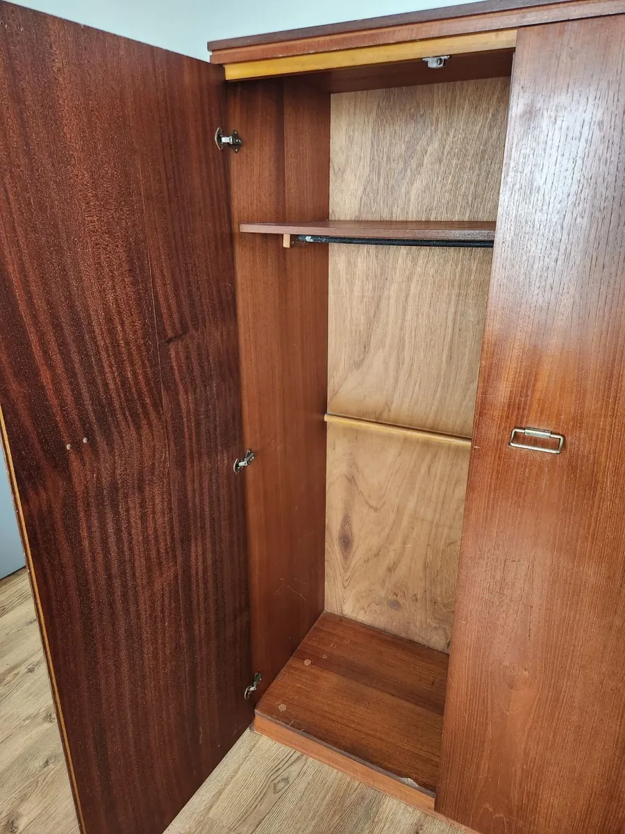 Wardrobe - Image 3