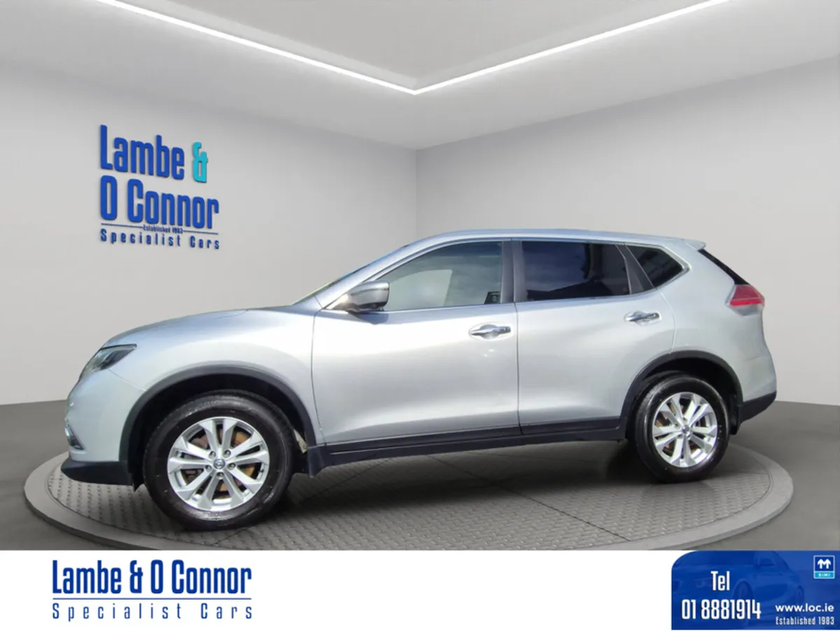 Nissan X-Trail 1.6 SV  *** PANORAMIC SUNROOF *** S - Image 1