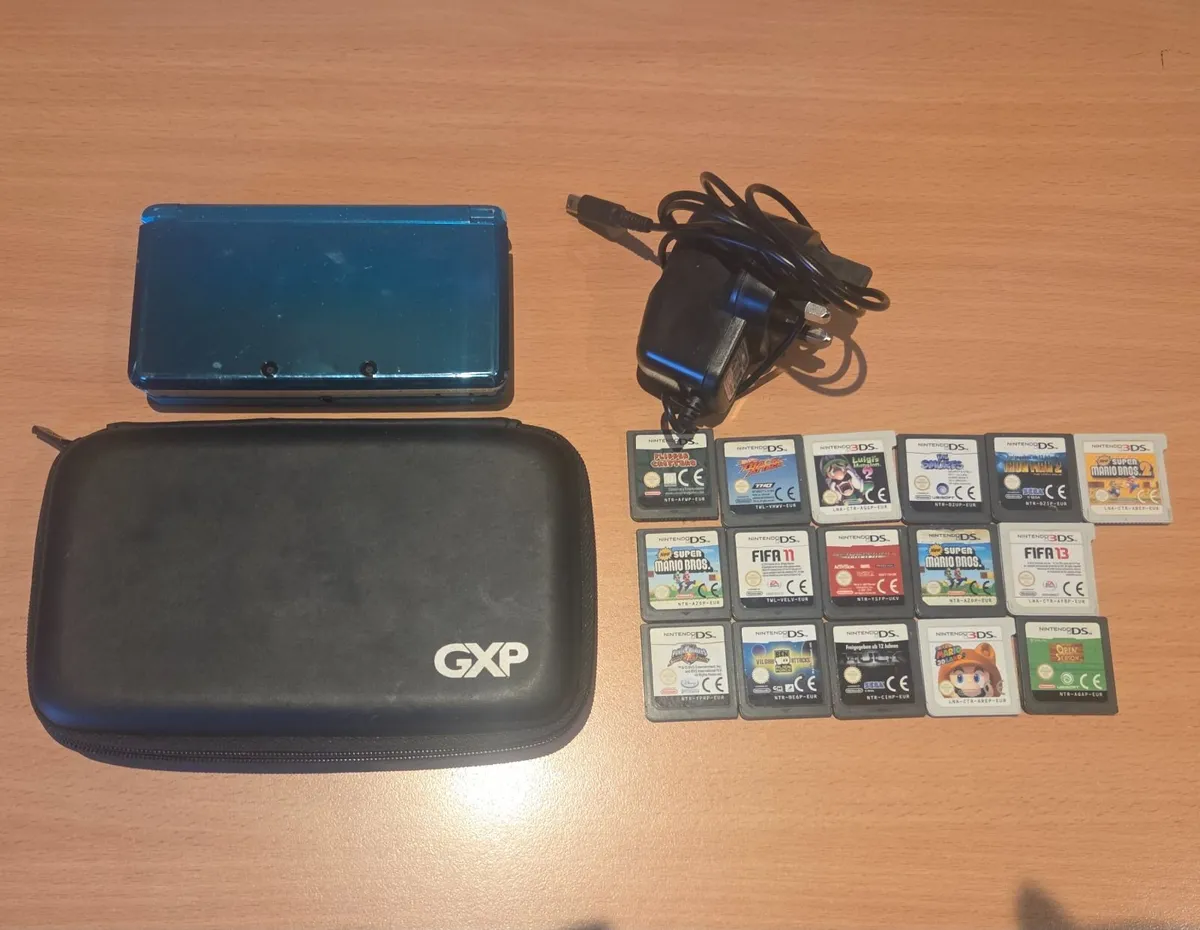 Nintendo 3DS - Image 1