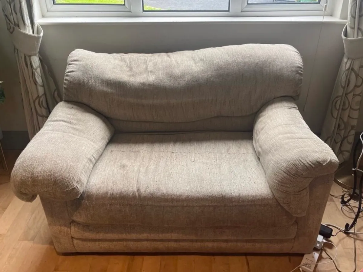 Modern 4 and 2 seater couches - Image 4