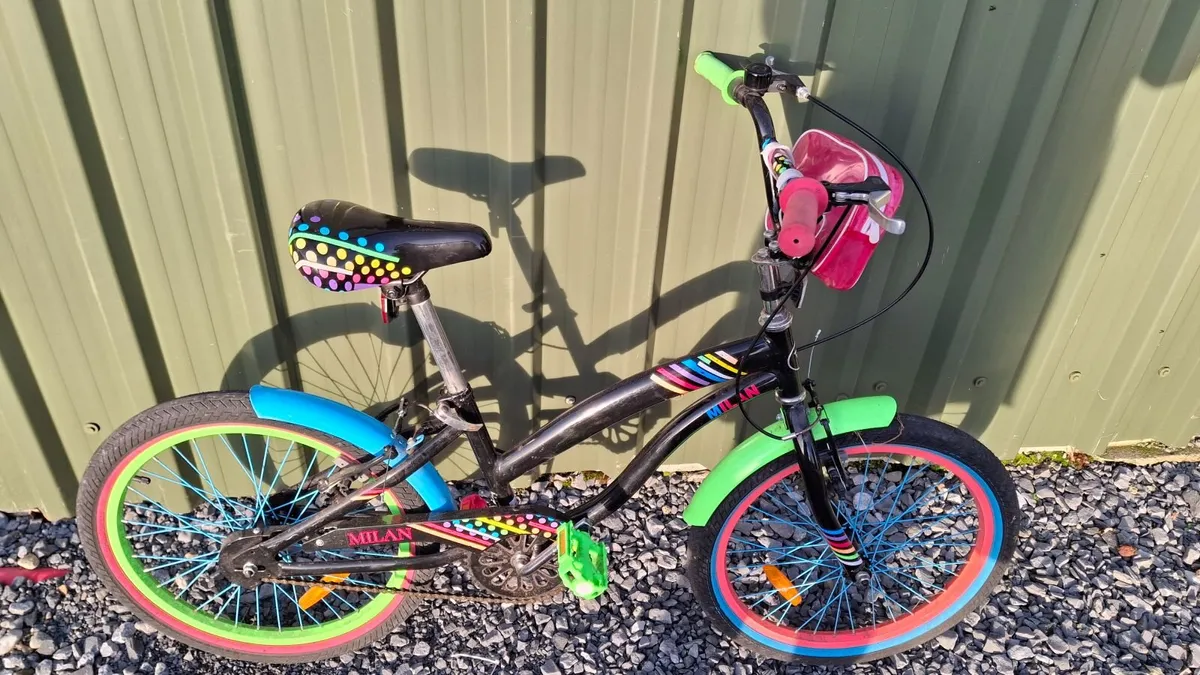 Childs bike - Image 3