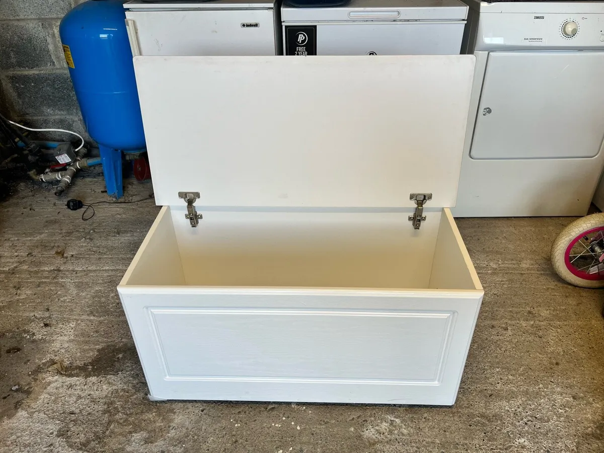 Blanket box - Image 4