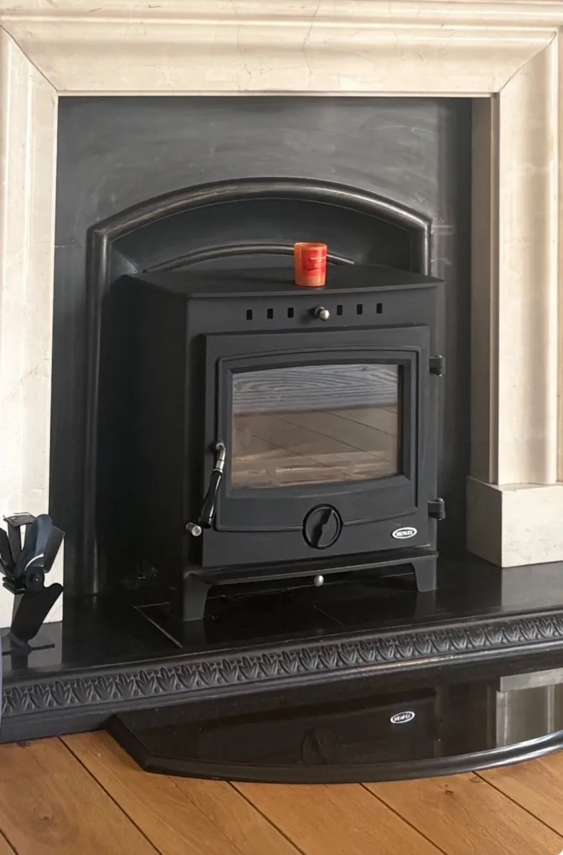 Henley Thames 8kw Multi Fuel Stove - Image 1