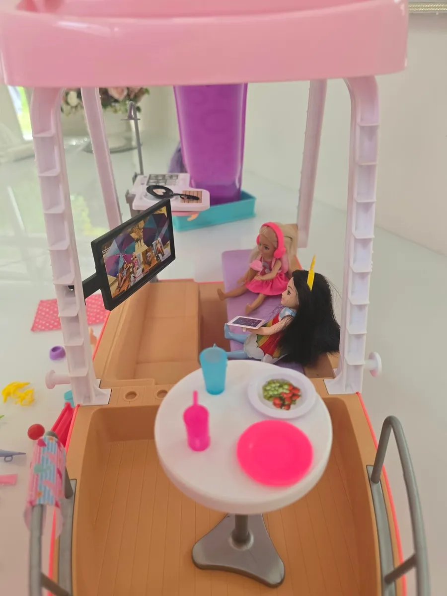 BARBIE DREAM BOAT / LUXURY BOAT PLAYSET – LARGE SE - Image 3