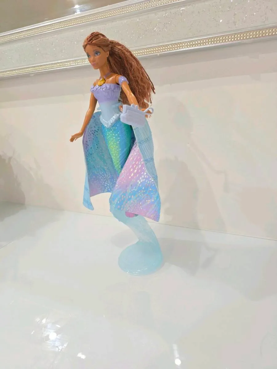 🧜‍♀️ Barbie Mermaid Doll - Image 3