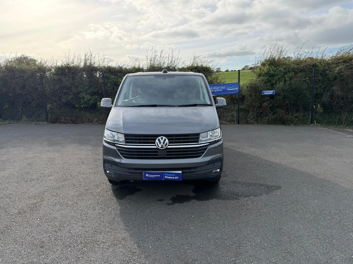 Volkswagen Transporter Highline N.I. Registered - Image 3