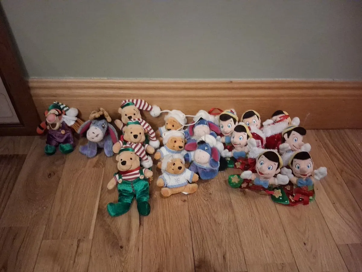 Original Christmas Disney Characters - Image 1
