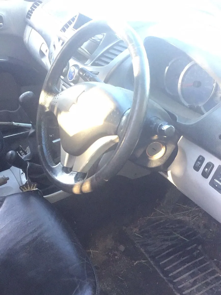 Mitsubishi L200 2007 - Image 4
