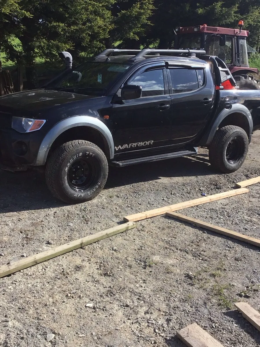 Mitsubishi L200 2007 - Image 2