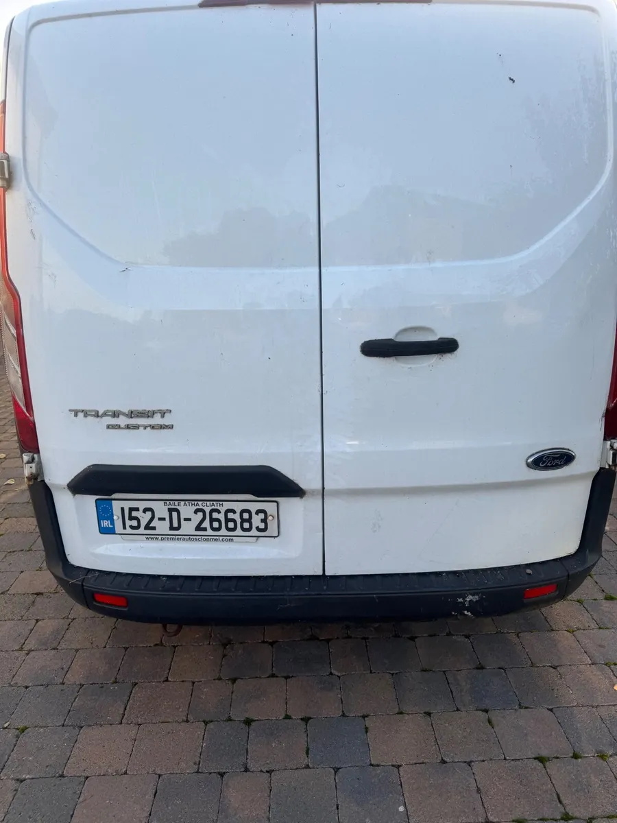Ford Transit Custom 2015 - Louth - Image 2