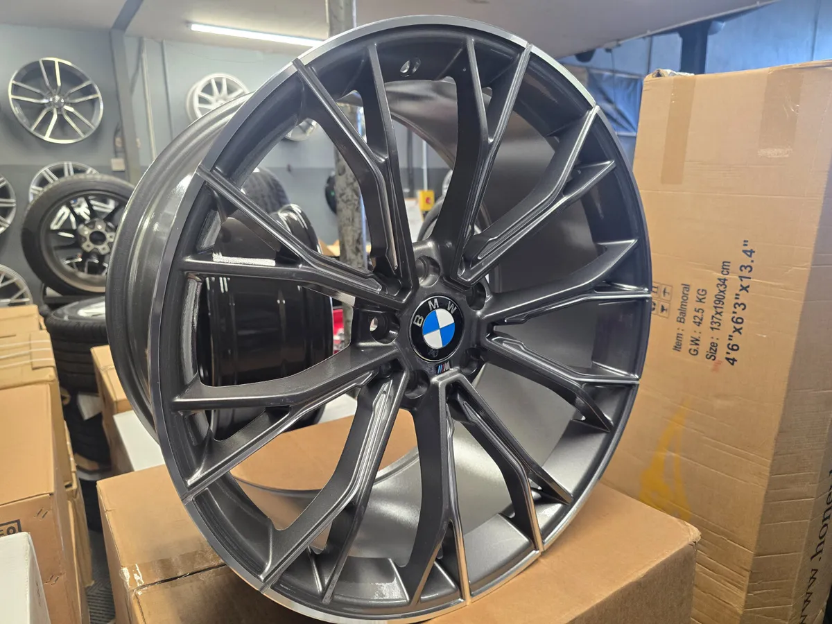**Special** 20" BMW 669M Style