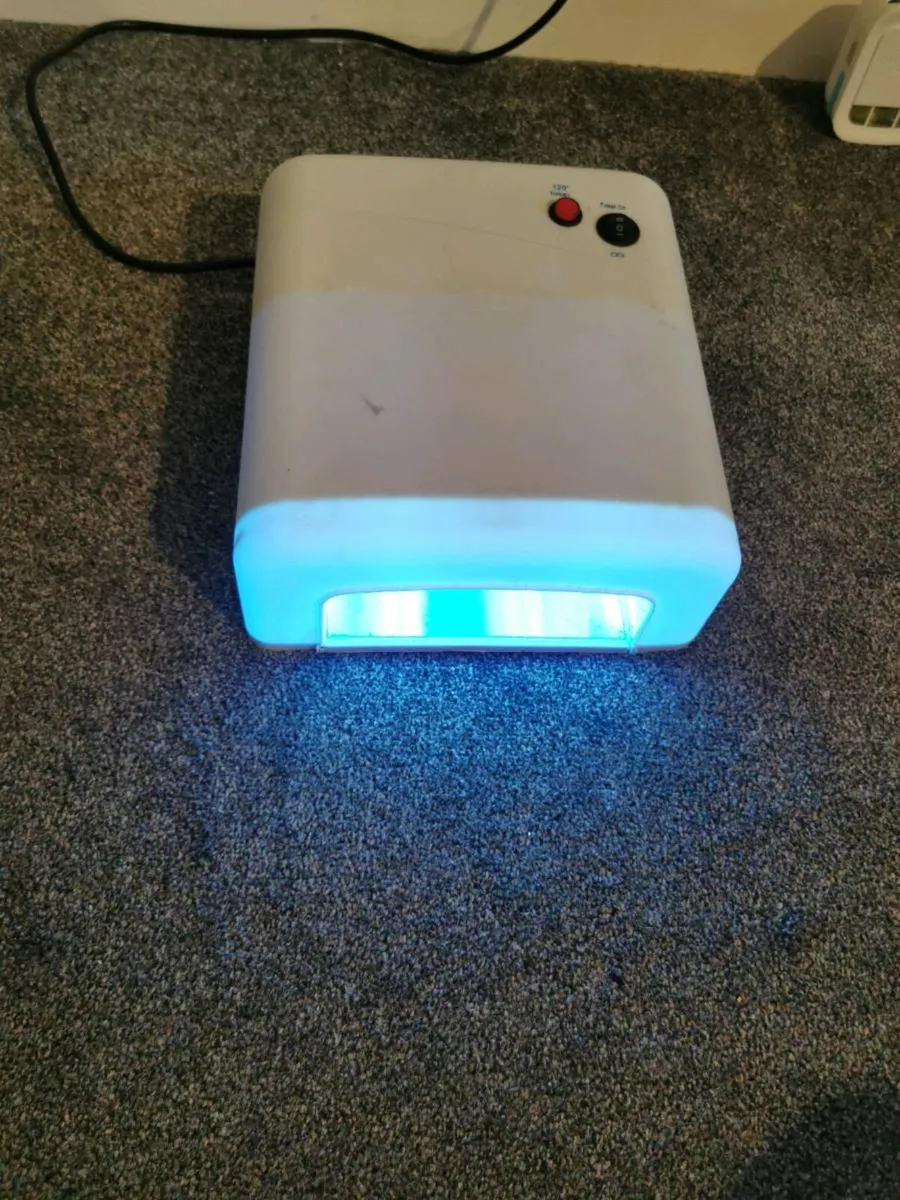 Nail lamp - Image 1