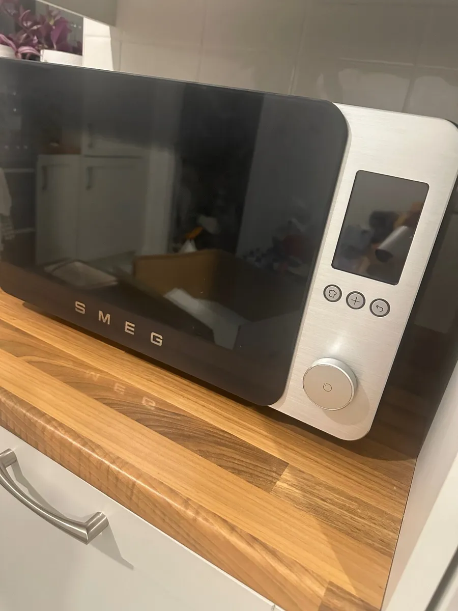 Smeg microwave - Image 3