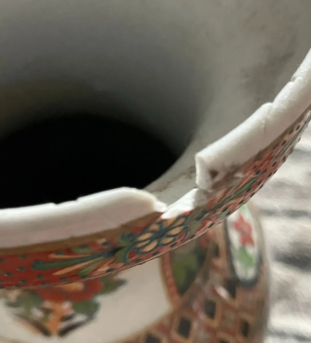 FREE Vase - Image 2