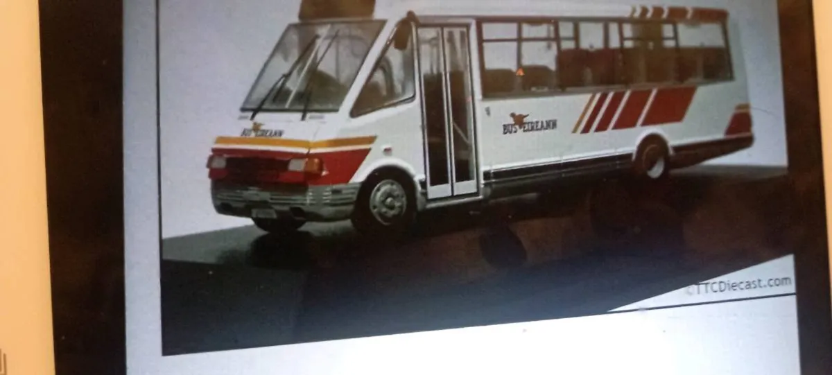 BUS EIREANN MCW SCHULLE BUS NO MB8 CORK/GALWAY - Image 1