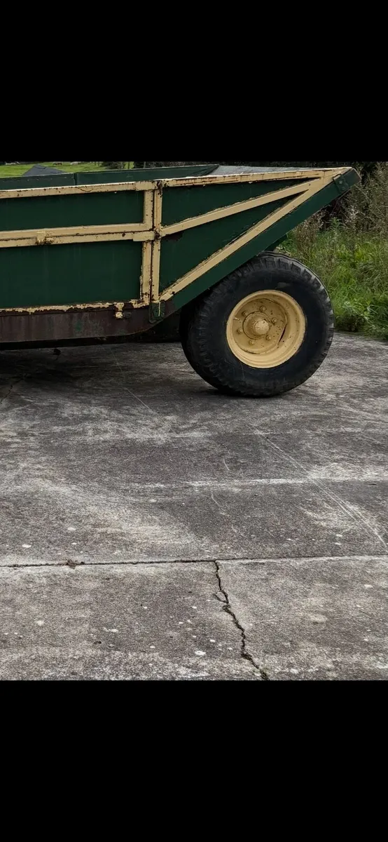 Tipping trailer - Image 3