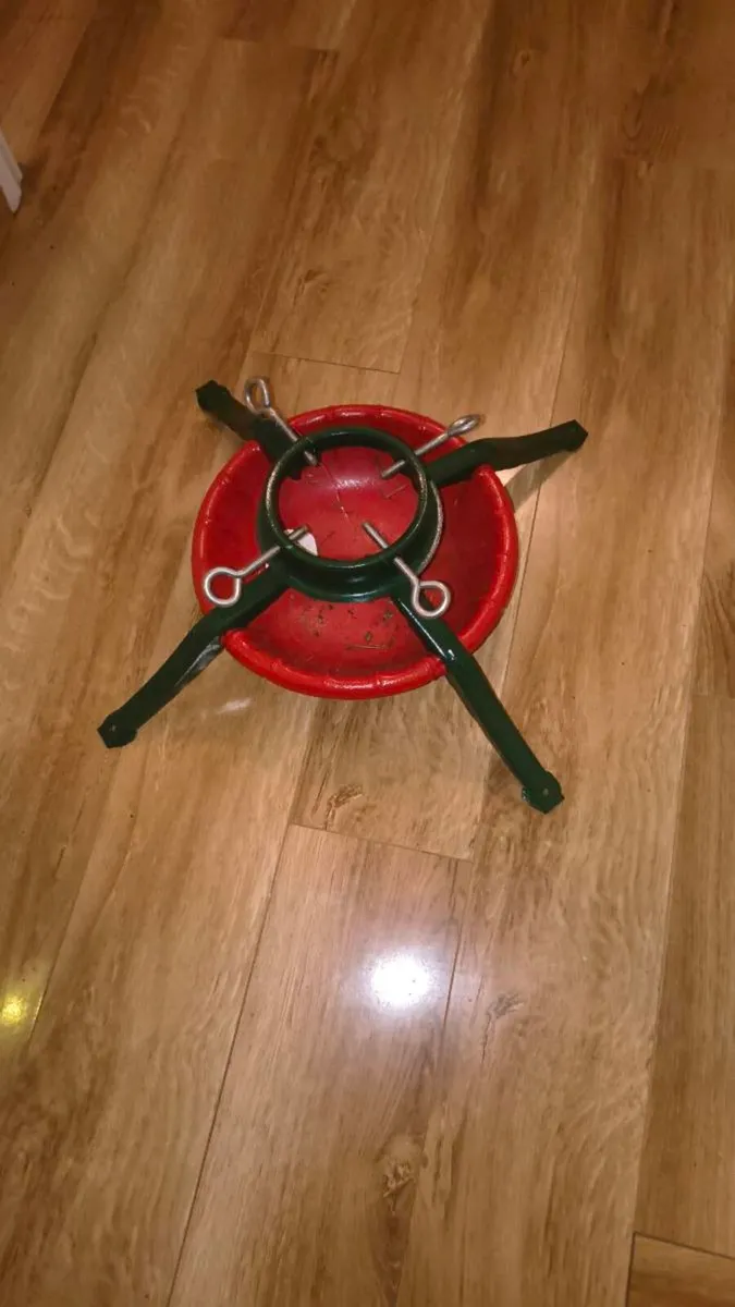 Christmas tree stand - Image 1