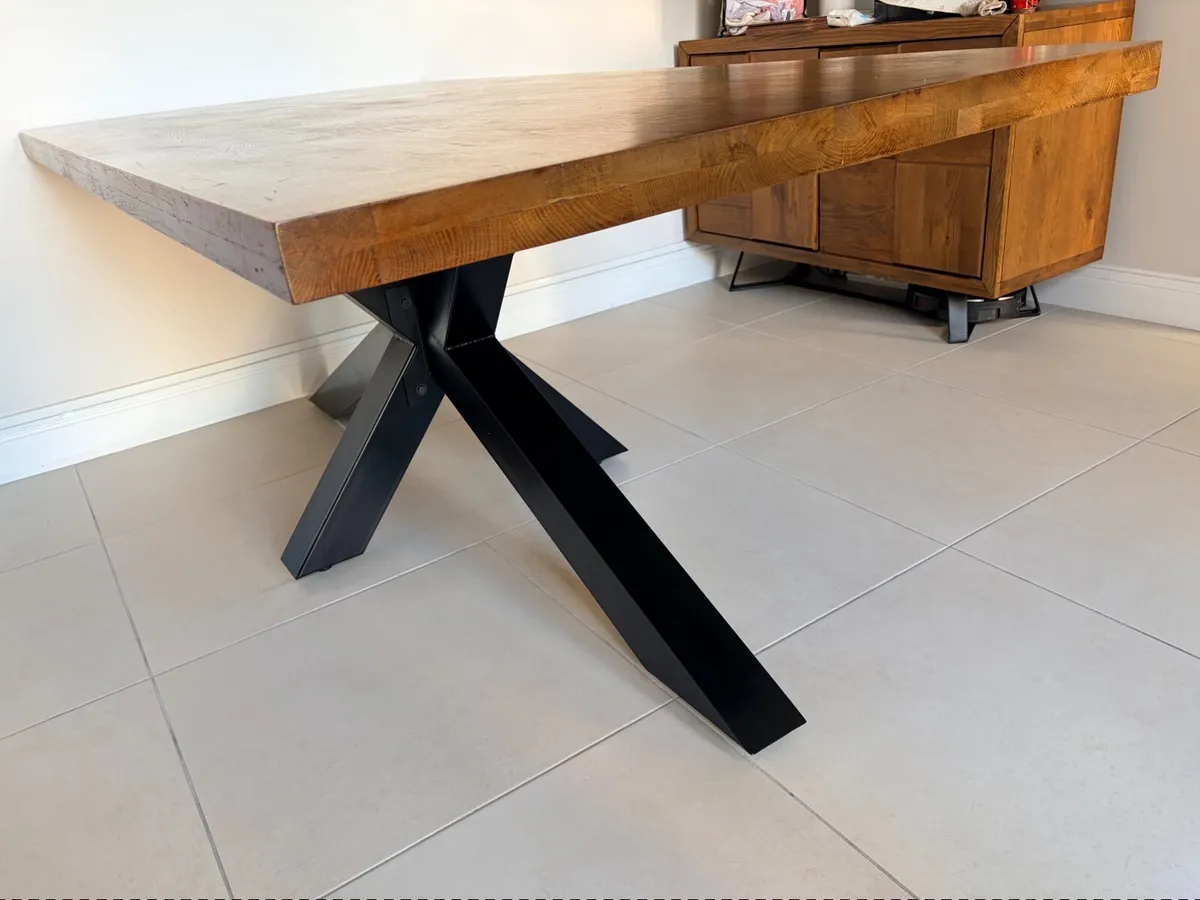 Table-Solid Oak 6ft3 table - Image 3