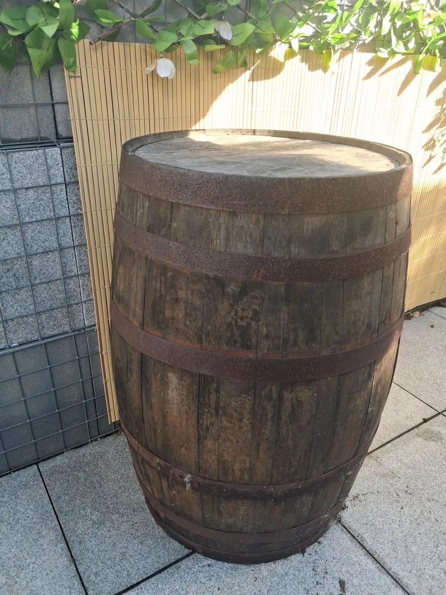 Whiskey barrel - Image 2