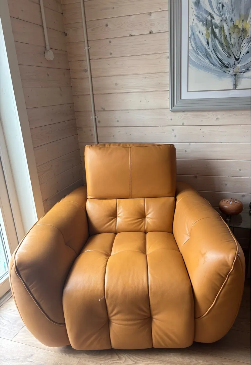 Electric recliner sofa - Image 1