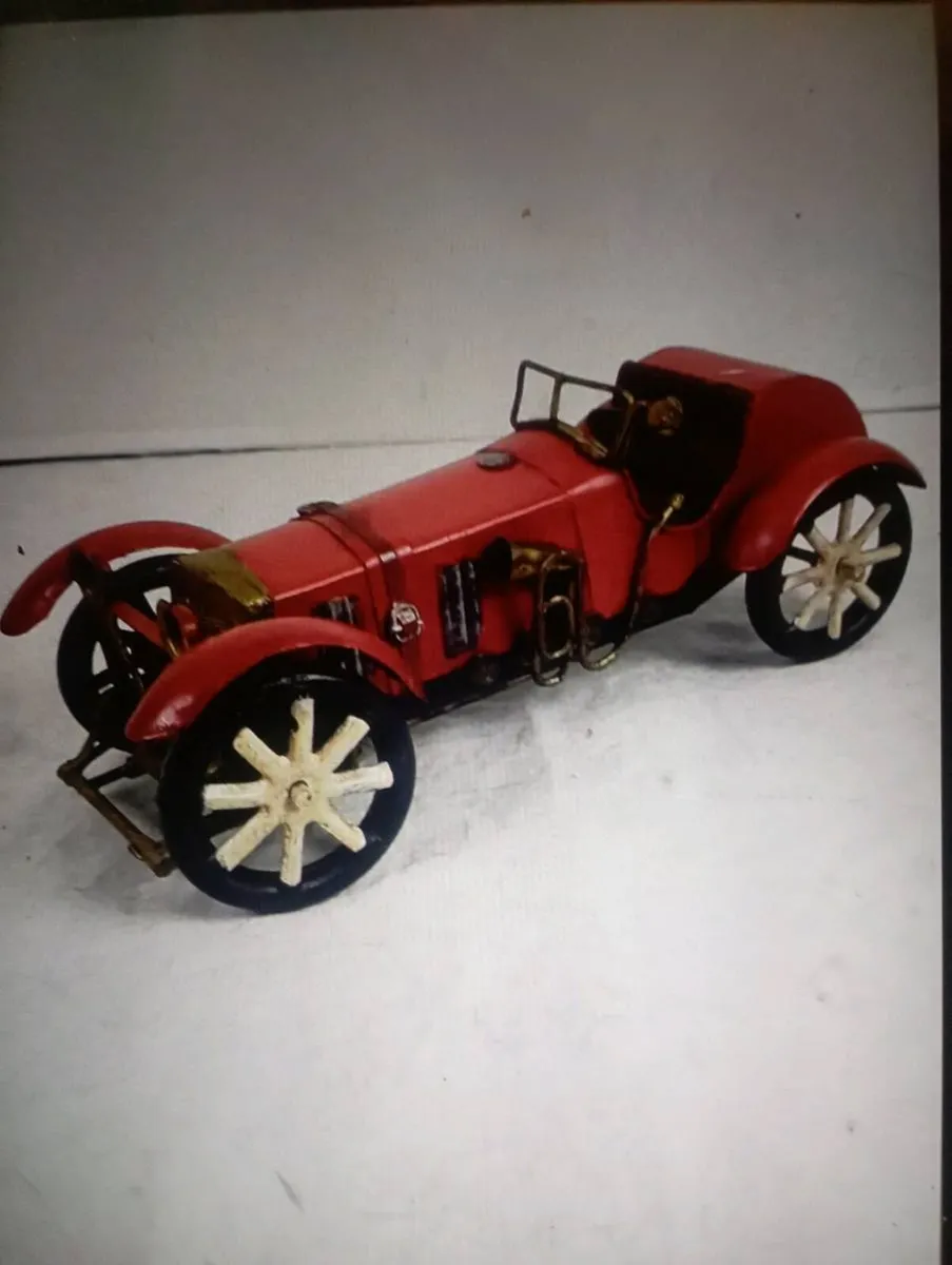 VINTAGE RETRO RED STEEL METAL 12"ROADSTER CAR - Image 2