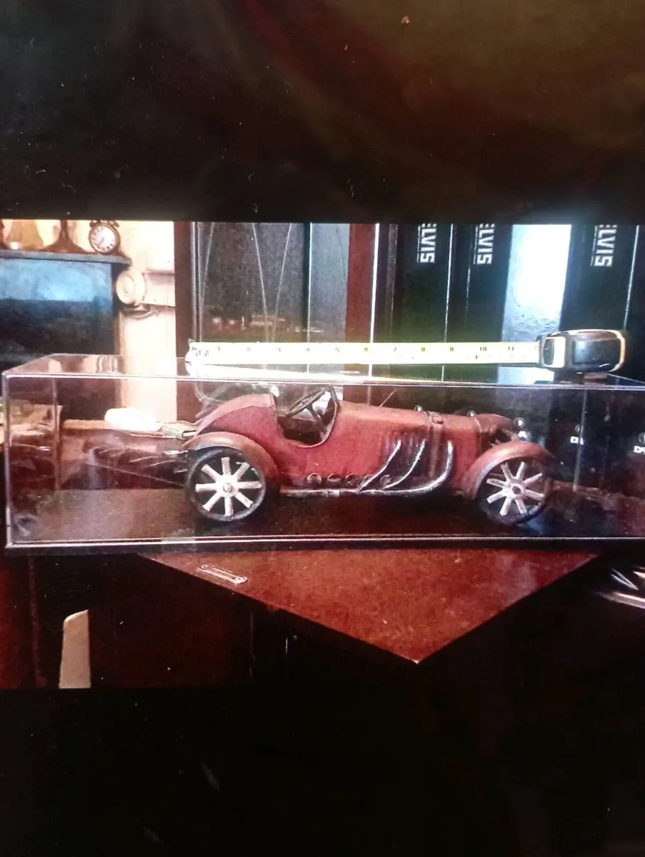 VINTAGE RETRO RED STEEL METAL 12"ROADSTER CAR - Image 1