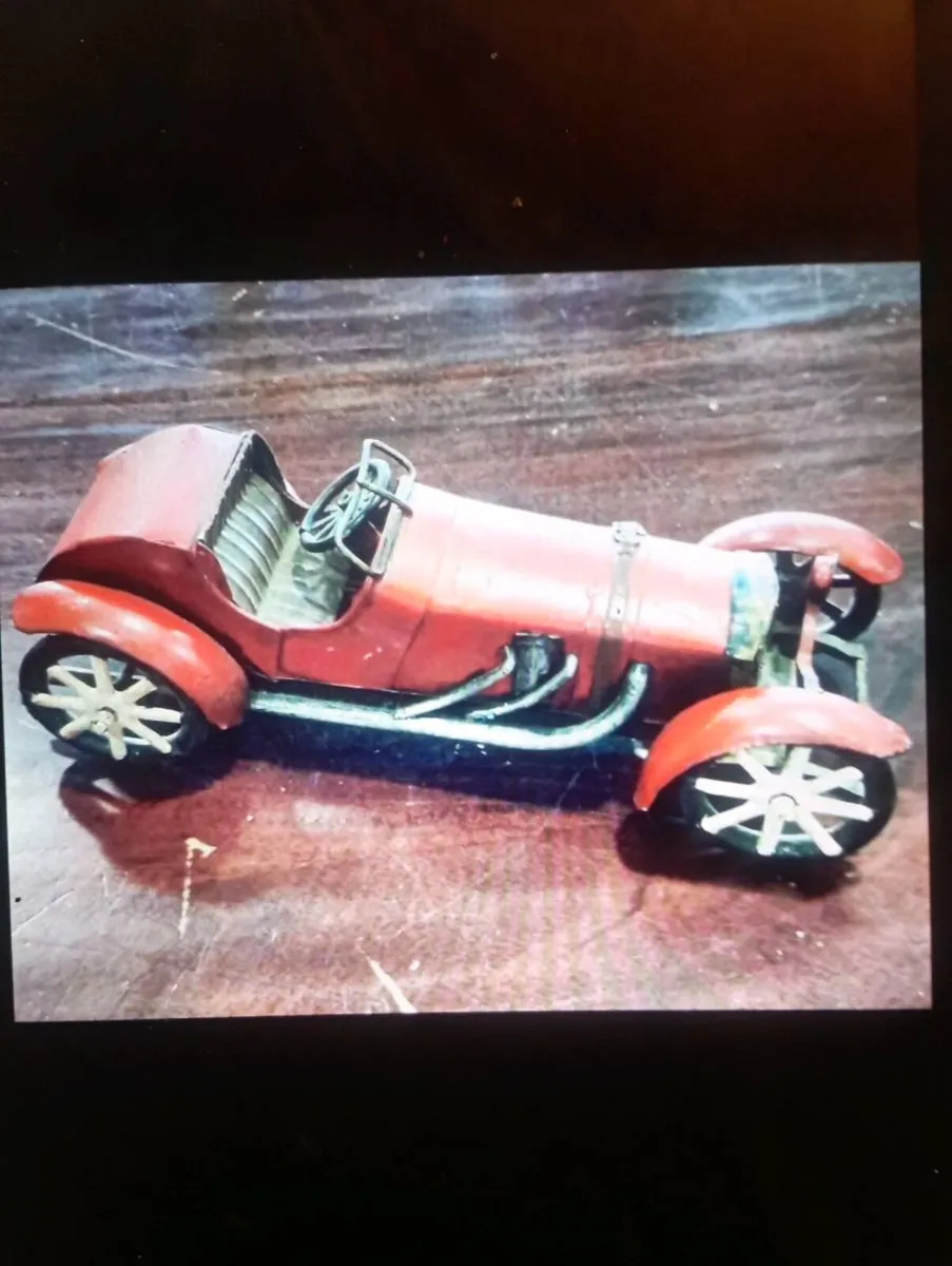 VINTAGE RETRO RED STEEL METAL 12"ROADSTER CAR - Image 3