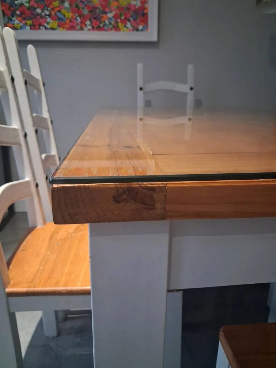 Oak dining table with 6 chairs - Image 3