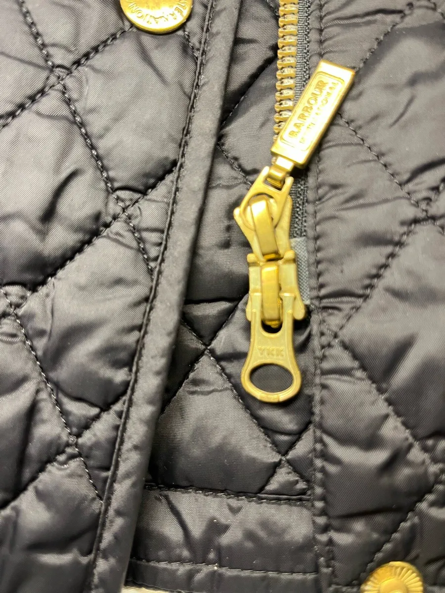 Excellent condition Barbour jacket - Image 4