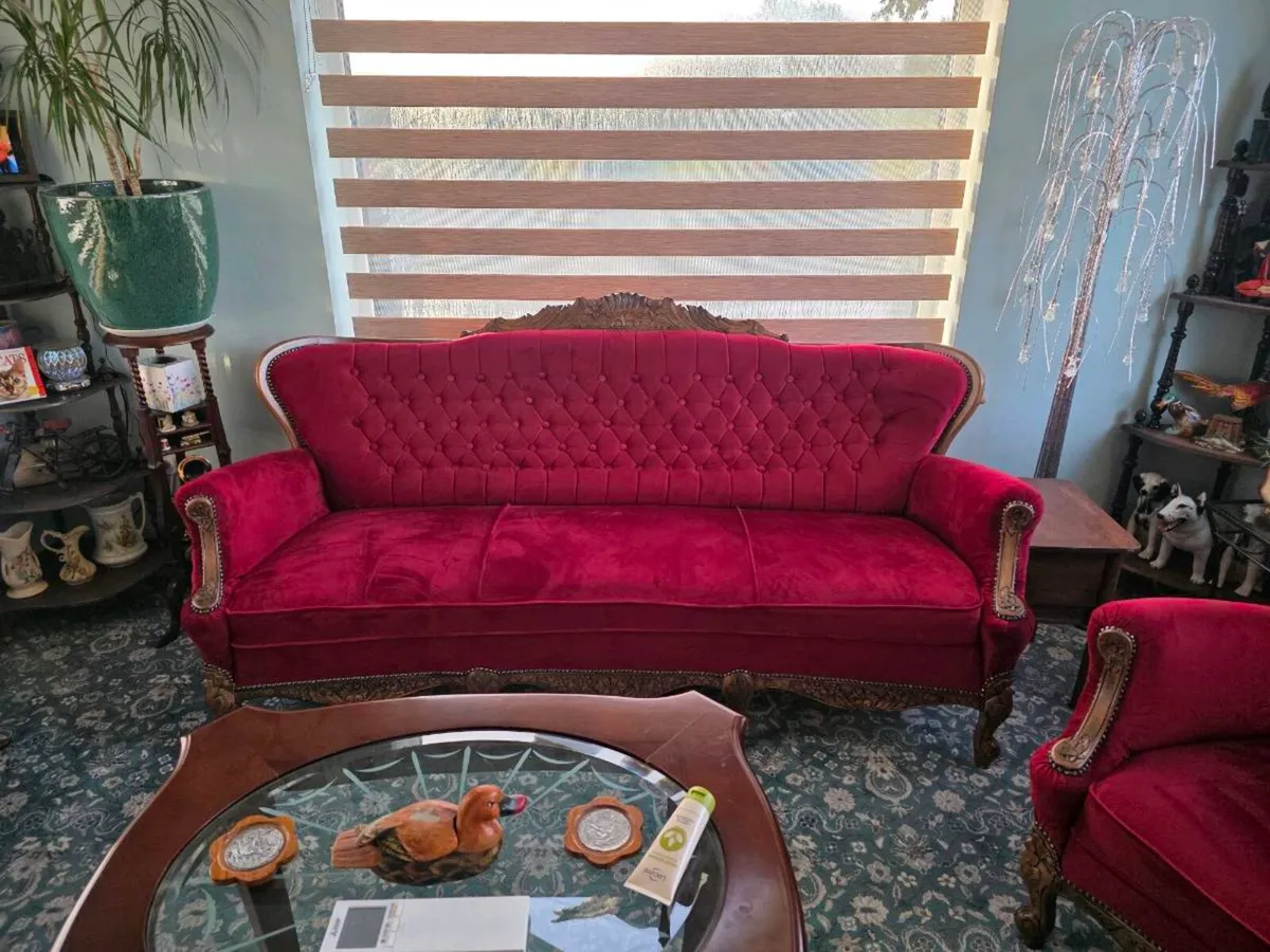 Suite of Furniture - Image 1