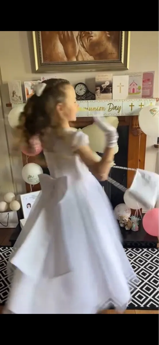 Communion dress - Image 2