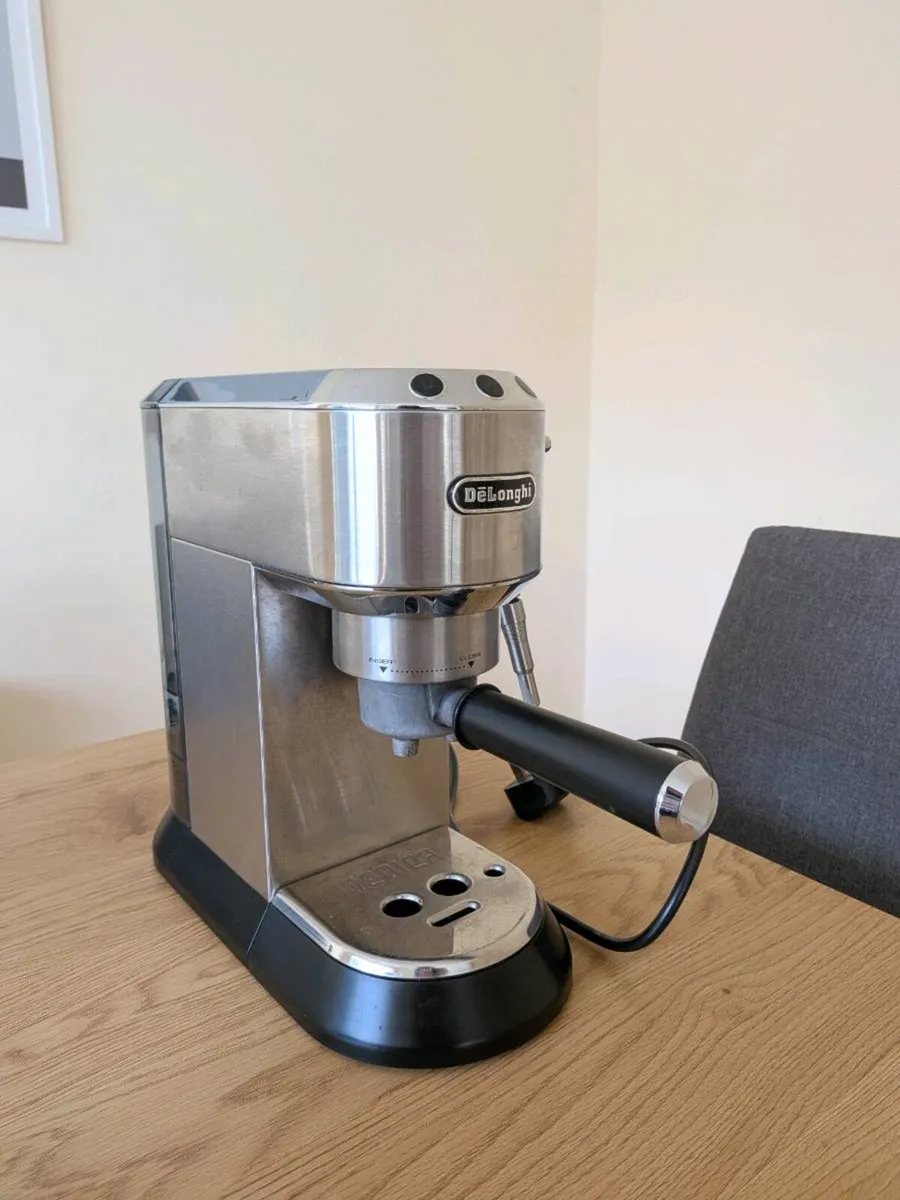 Delonghi Dedica EC685 - Image 1