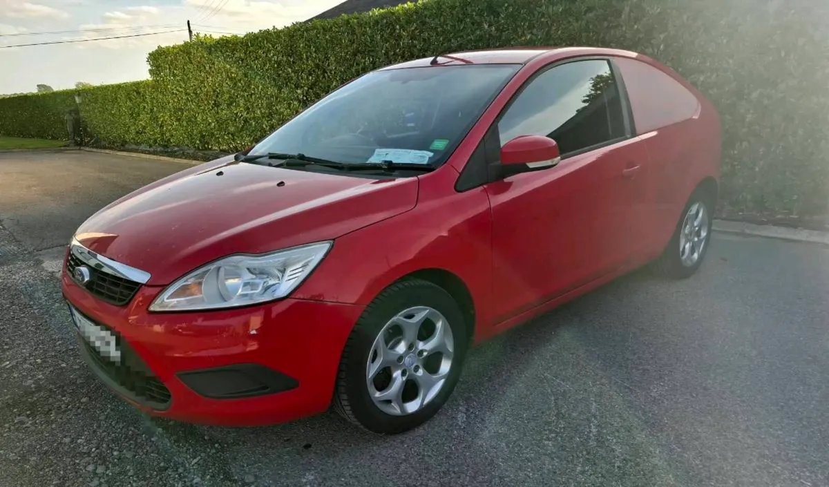 Ford Focus 2009 - Image 4