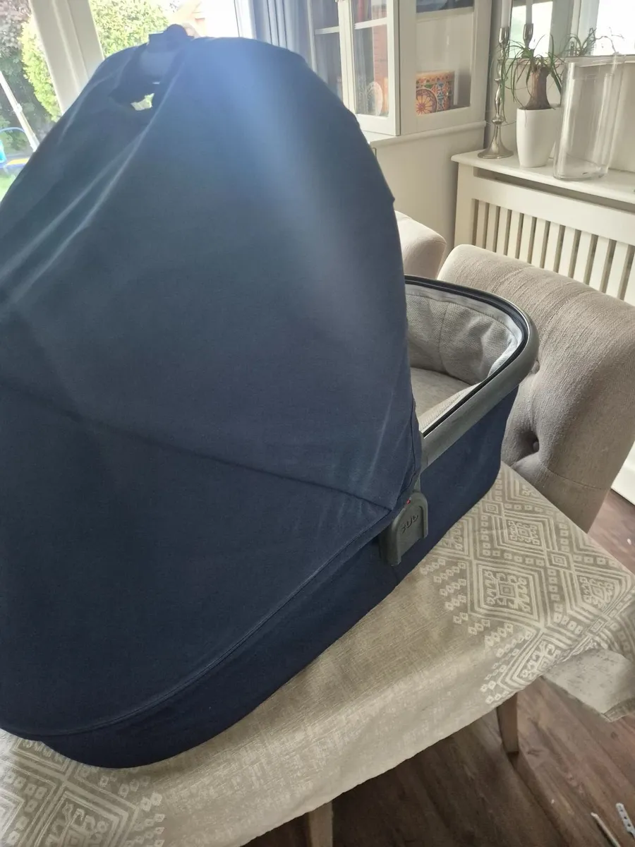 Uppababy bassinet - Image 1