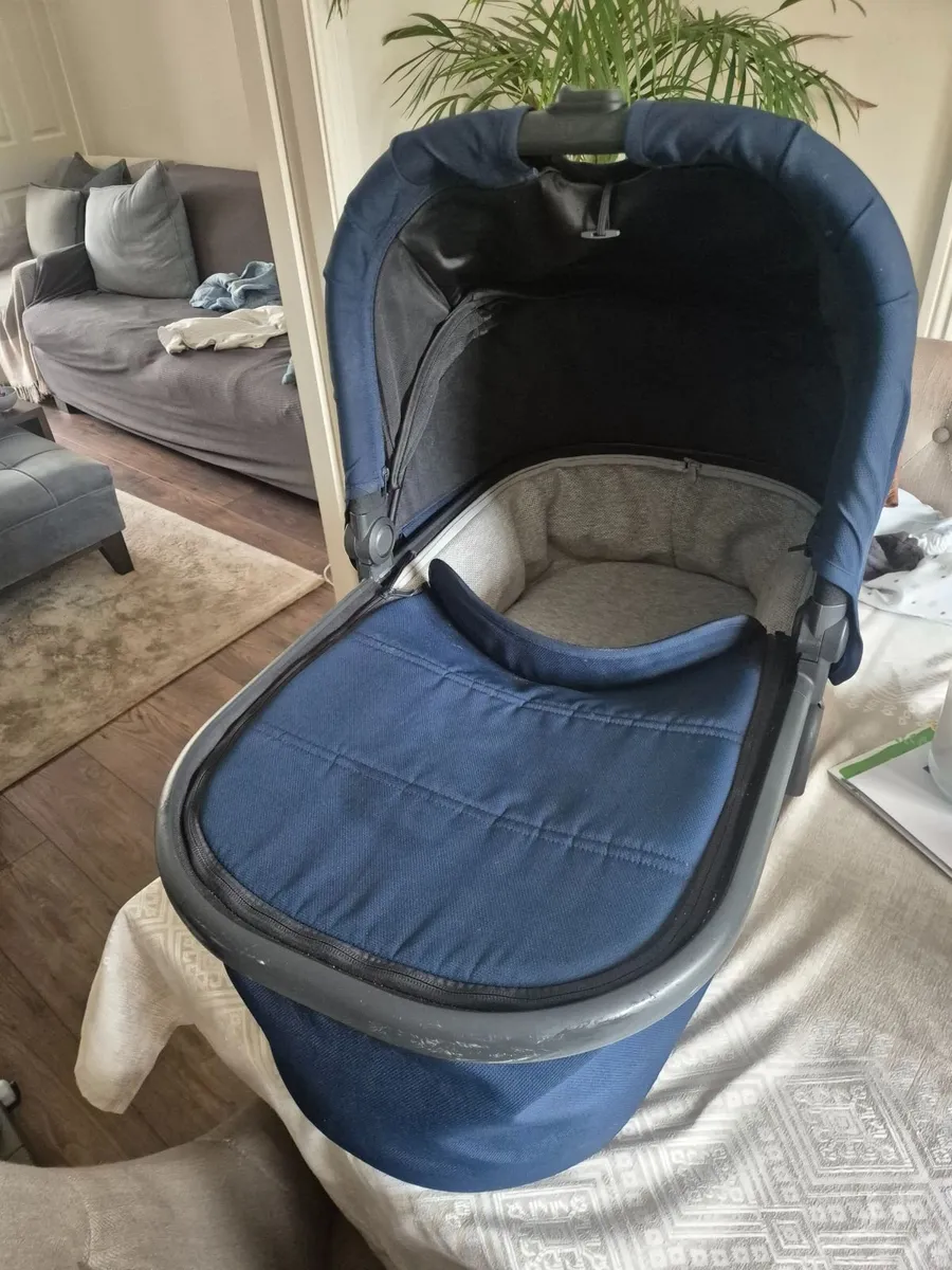 Uppababy bassinet - Image 4