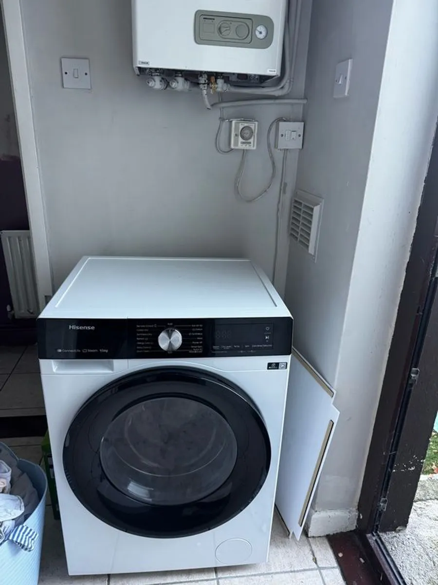 washer Dryer - Image 1