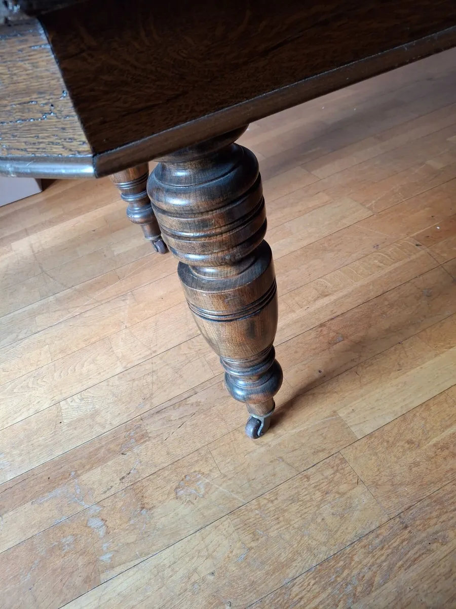 Antique table - Image 2