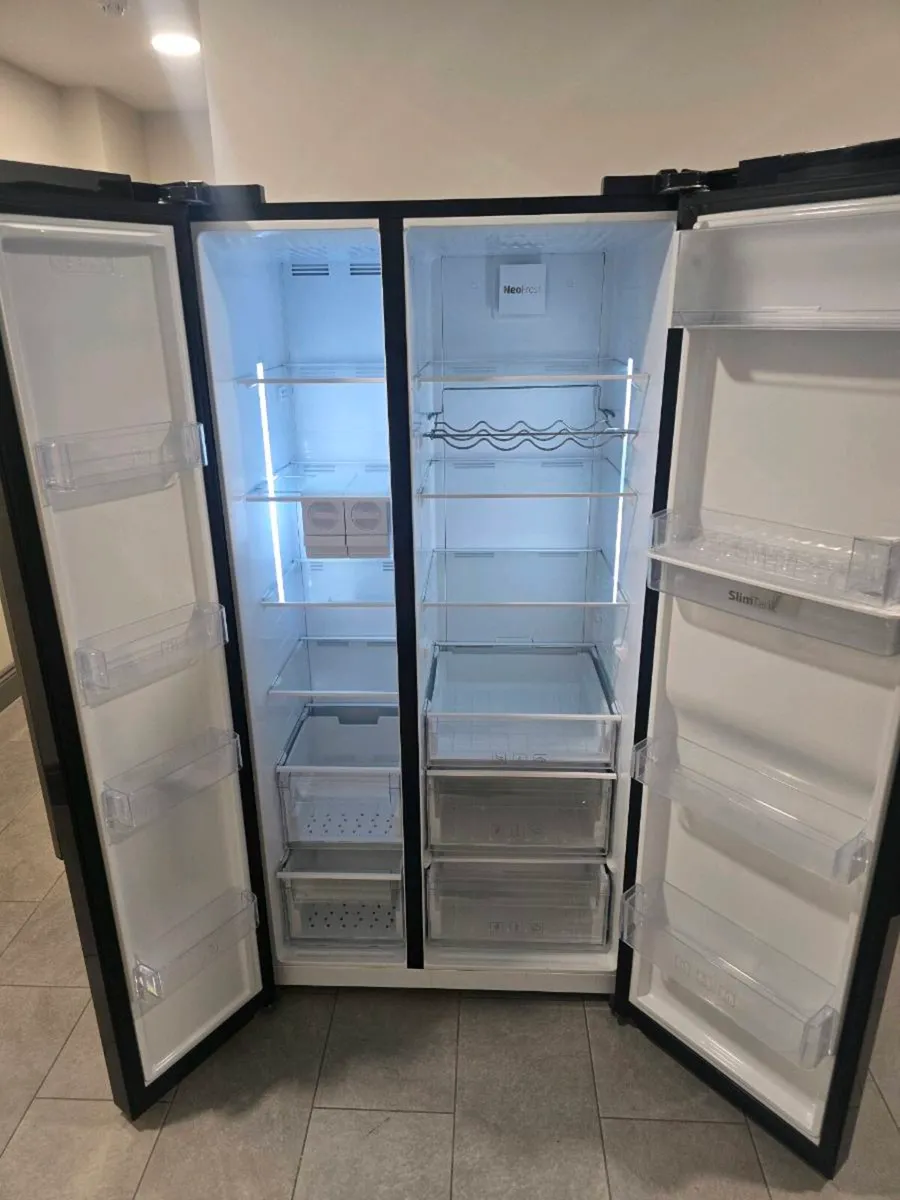 Beko American Fridge Freezer - Image 3