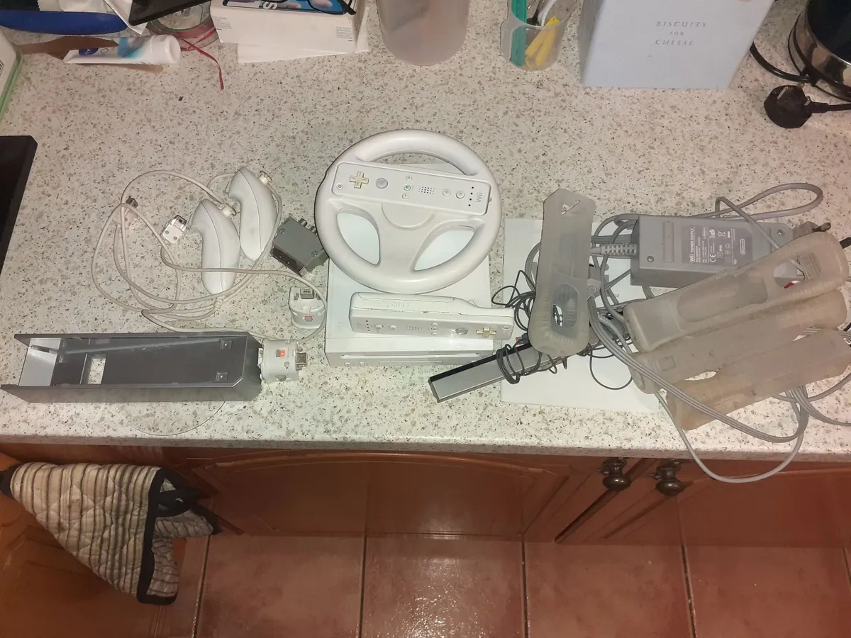 Wii Console, Accessories and Games - Image 2