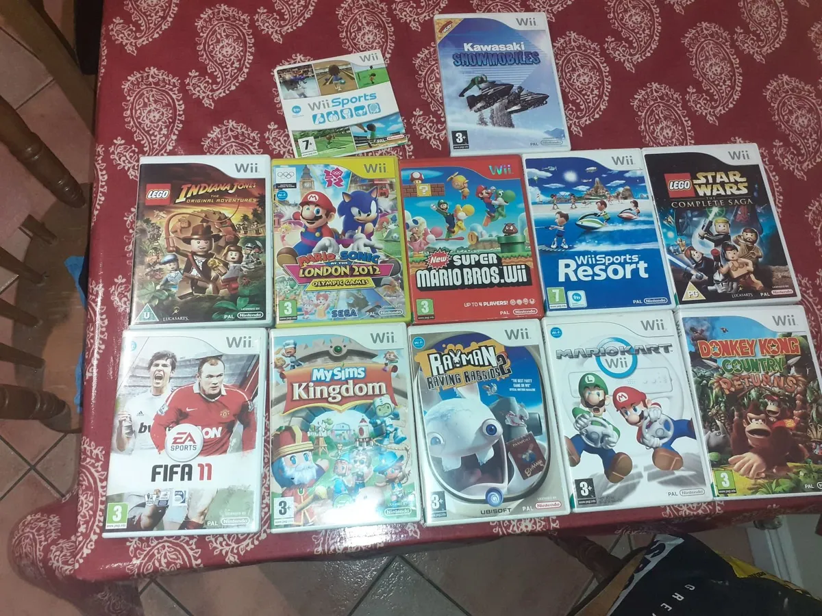 Wii Console, Accessories and Games - Image 3