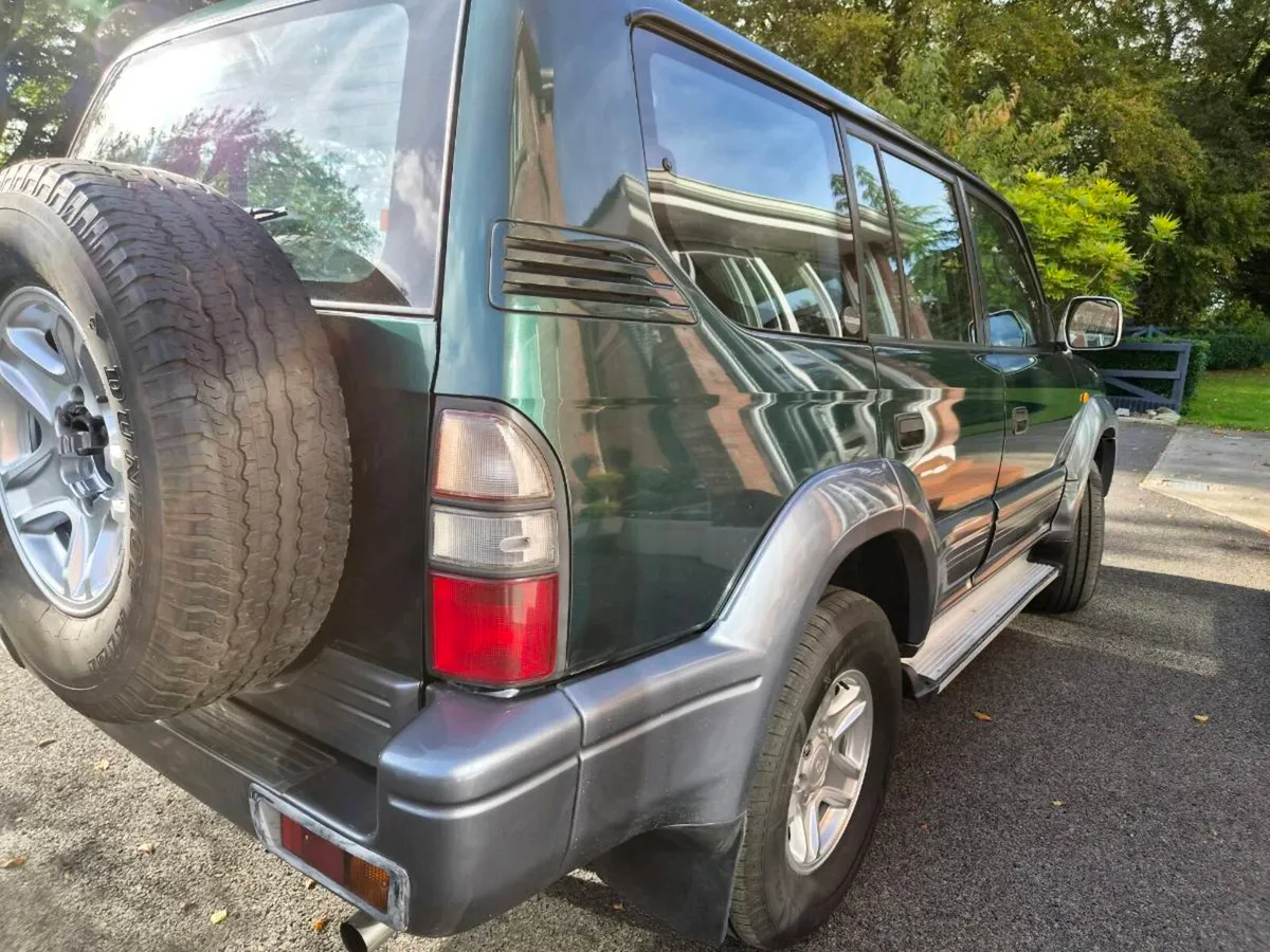 Toyota landcruiser - Image 4