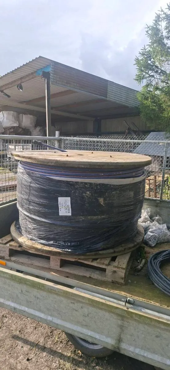 1000 roll 3/4" HDPE pipe - Image 2